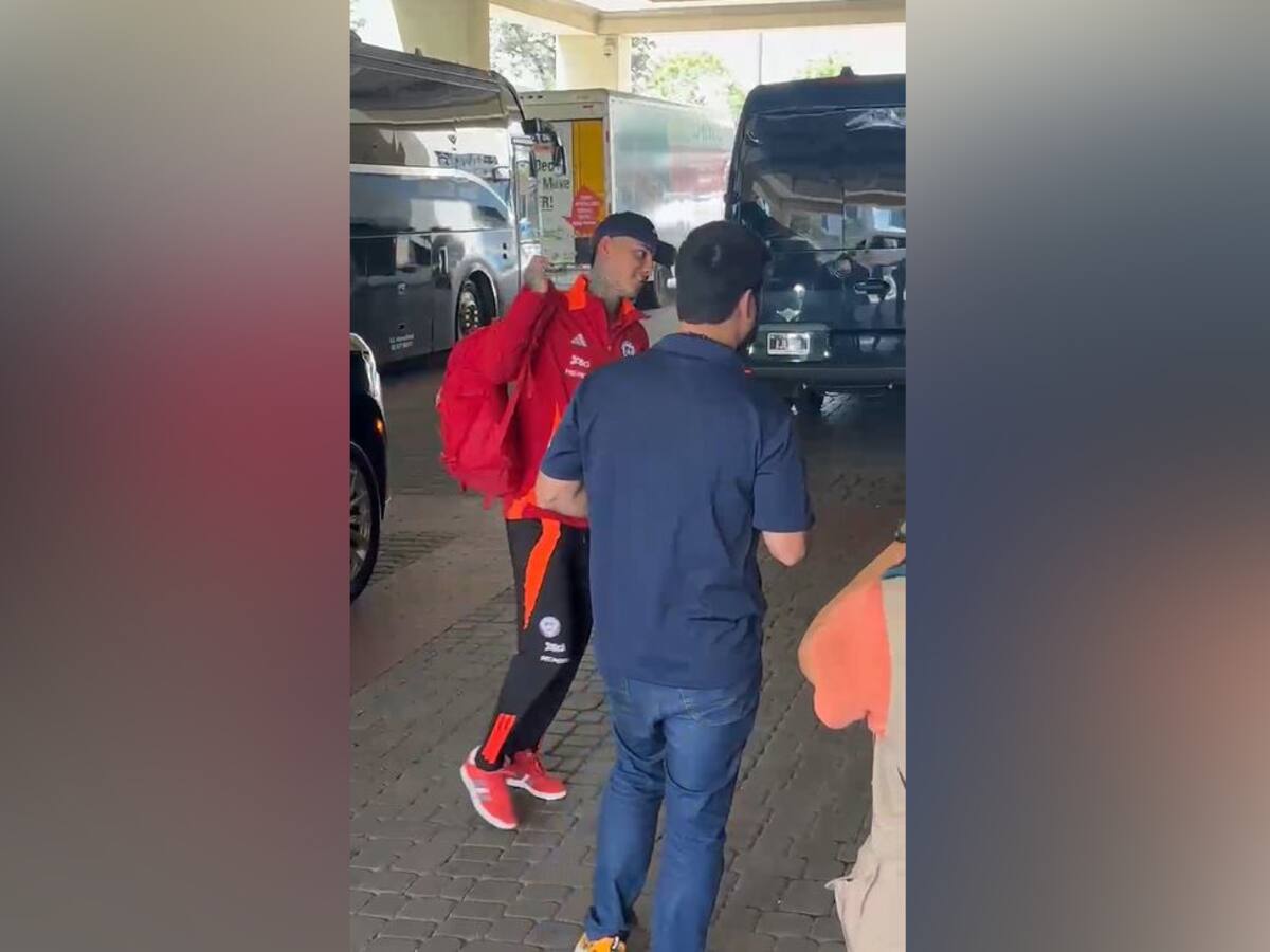 Erick Pulgar sufre demoras en el arribo con La Roja a Estados Unidos