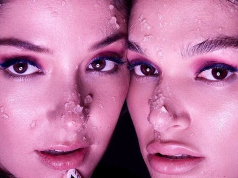 «Gemelas recién nacidas»: Kel Calderón y Helénia Melán protagonizaron sesión de fotos