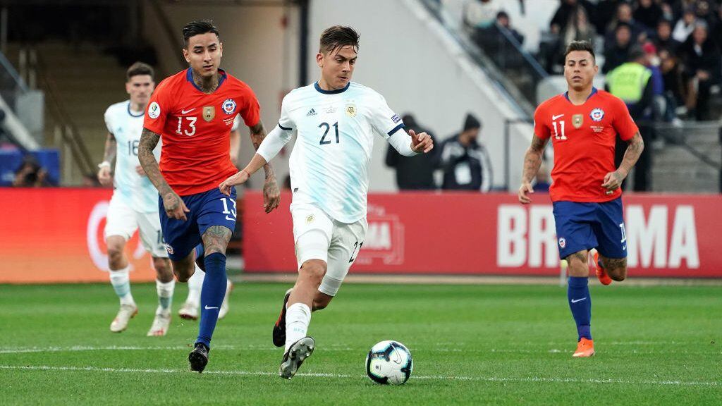 SAO PAULO, BRAZIL - JULY 06: Paulo Dybala of Argentina in action during the Copa America Brazil 2019 Third Place match between Argentina and Chile at Arena Corinthians on July 06, 2019 in Sao Paulo, Brazil. (Photo by Koji Watanabe/Getty Images)