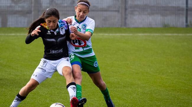 15 de Noviembre de 2020 / PUERTO MONTTPartido terminado en el Estadio Antonio Varas, el equipo visitante se queda con la victoria sobre el local Deportes Puerto Montt por 4 goles a 0 en el partido valido por la fecha 3 del Campeonato Primera División Femenino 2020
FOTO: FELIPE CONSTANZO / AGENCIAUNO