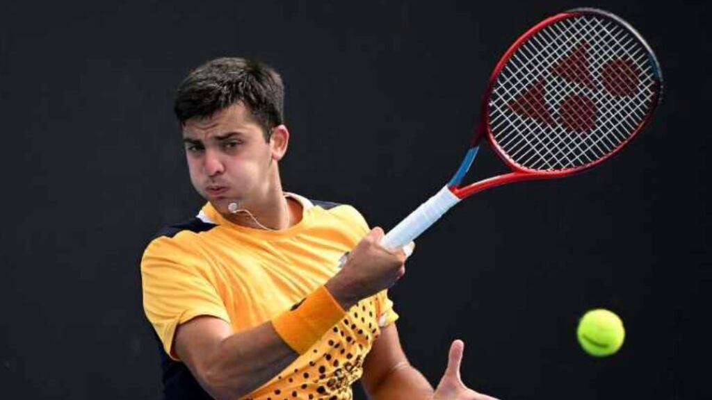 Tomás Barrios supera con suficiencia el debut en la qualy de Roland Garros