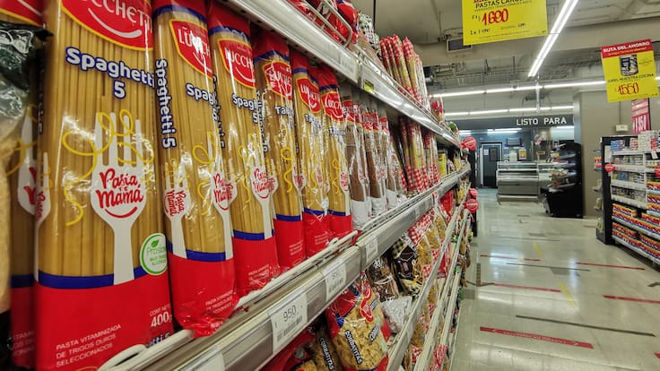 Inflación en Chile: Economista senior del OCEC UDP asegura que “eventualmente, pasamos de un escenario bueno en el mes de junio a uno no tan bueno"