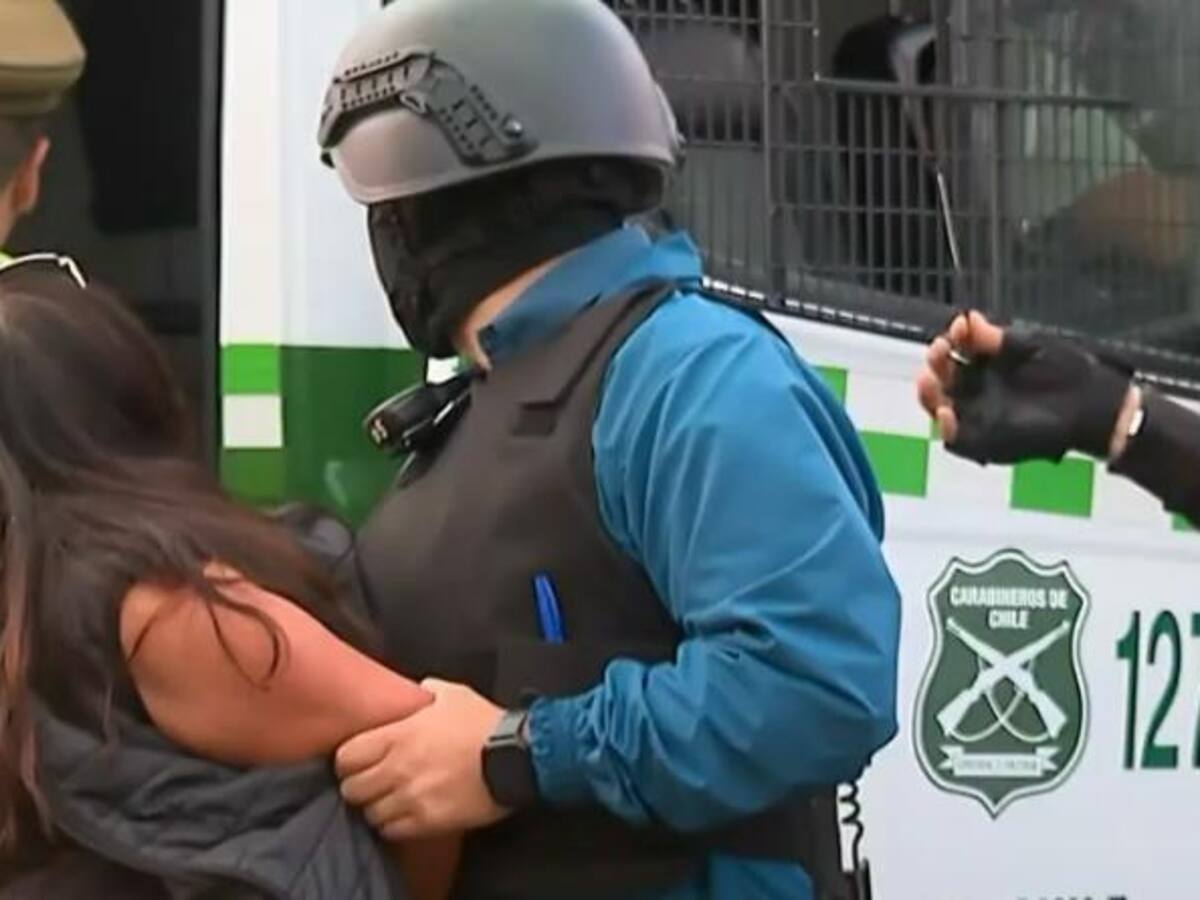 Revelan la amenazante frase de la mujer que disparó a tres personas en Lo Valledor tras ser detenida