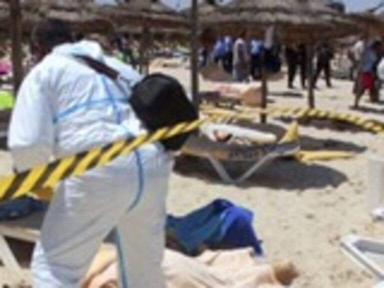 Túnez cerrará mezquitas salafistas tras el atentado en Susa