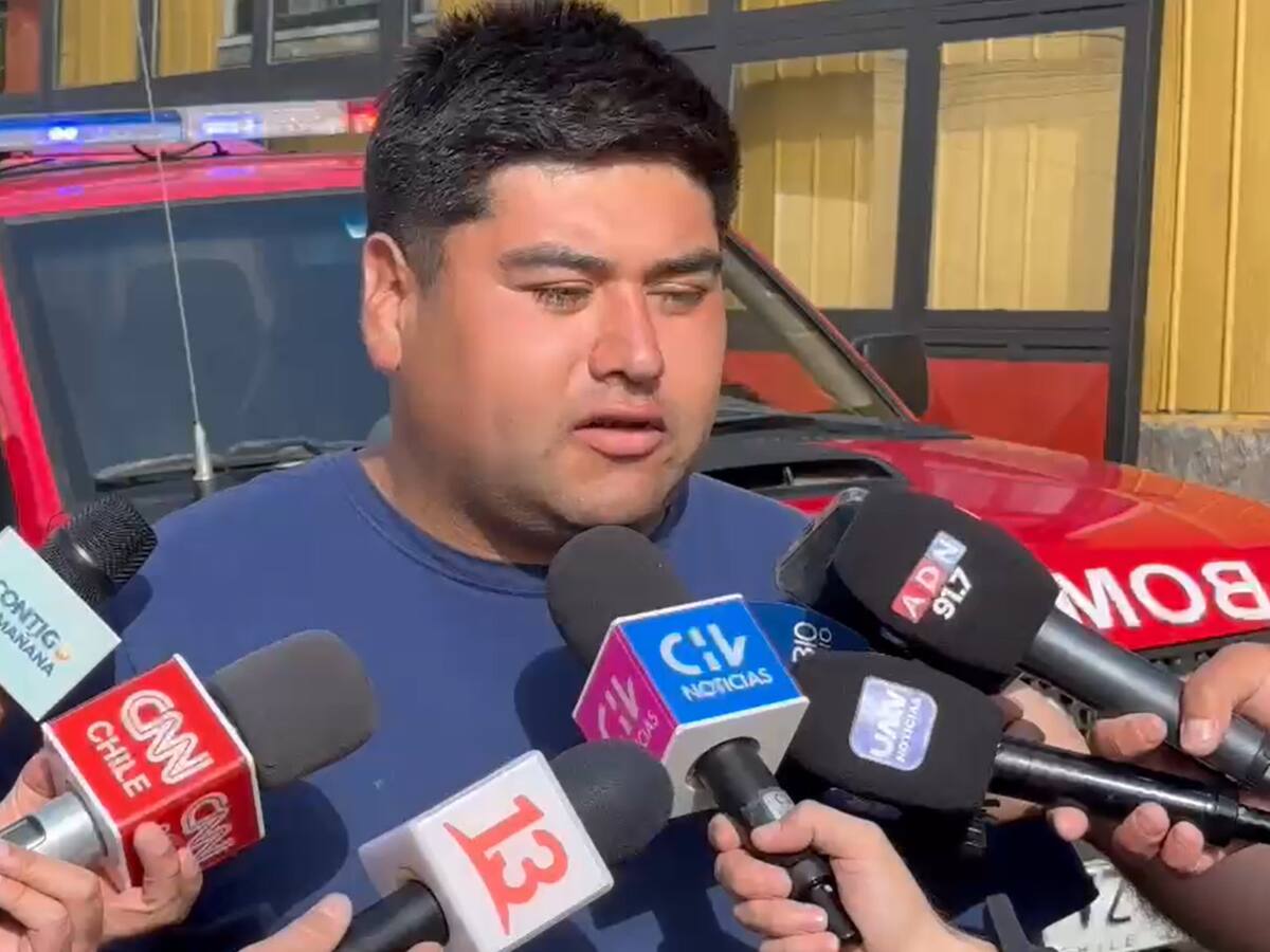Debajo del agua por 10 minutos: buzo de Bomberos que recuperó cuerpo de Sebastián Piñera relata dramáticos momentos en lago Ranco