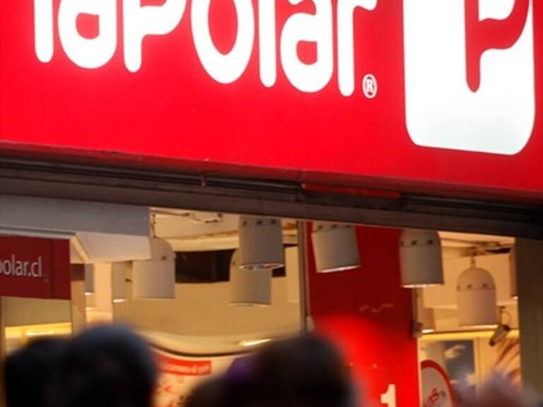 Sernac demanda a La Polar por refinanciamiento no informado en cambio de tarjeta de crédito