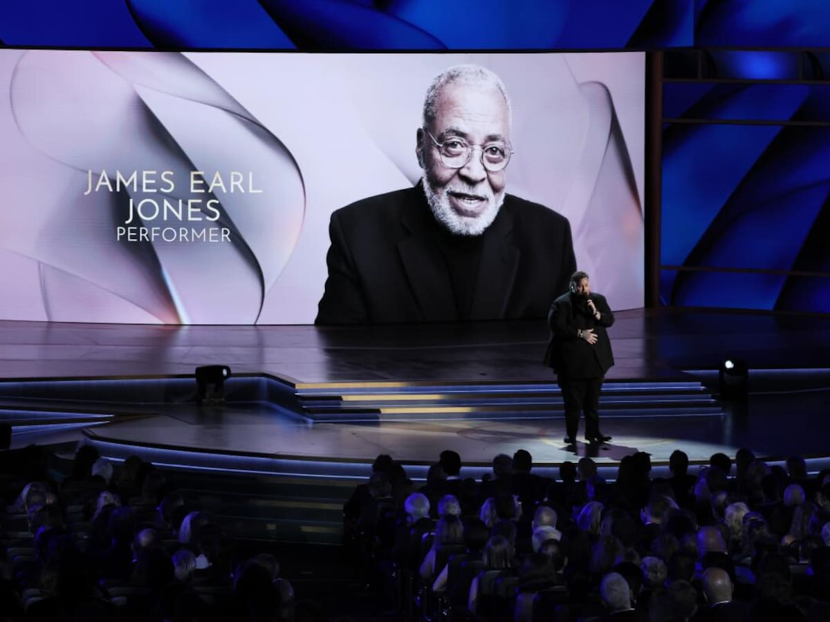 El sentido error que cometieron en los Emmy y generó la molestia del público