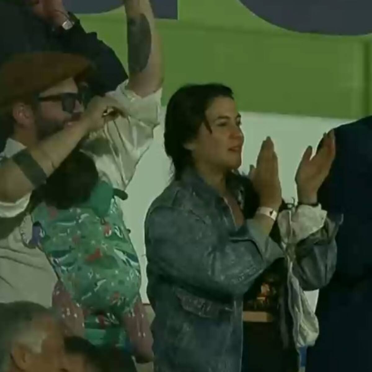 A lo “¿Qué pasó ayer?“: Presidente Gabriel Boric sorprendió con su hija en la inauguración del Mundial Sub 20