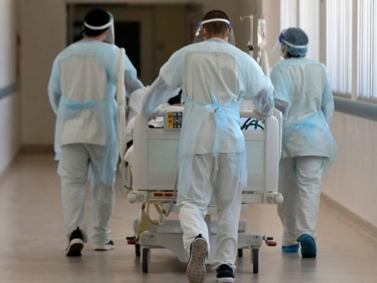 Recién nacidos en hospital ucraniano fueron trasladados a refugio antiataques aéreos: director calificó la medida como «increíble»