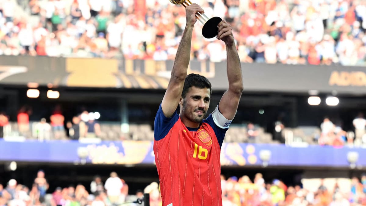Rodri Hernández se queda con el premio al mejor jugador del Mundial 2026: España también gana otros dos galardones individuales