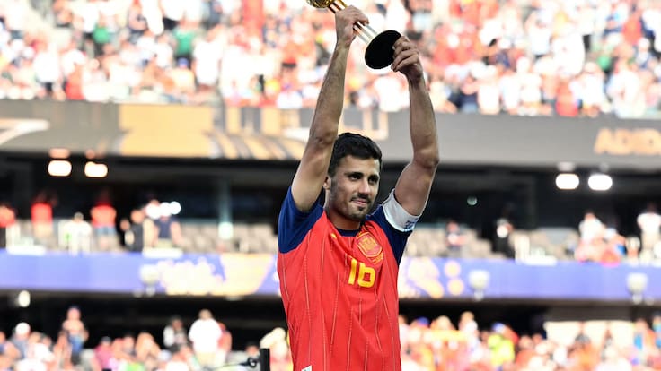 Rodri Hernández se queda con el premio al mejor jugador del Mundial 2026: España también gana otros dos galardones individuales