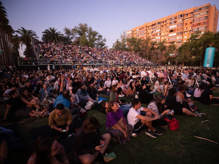Festival de Verano “Sale el Sol” 2025: danza, música, teatro y cine en Providencia