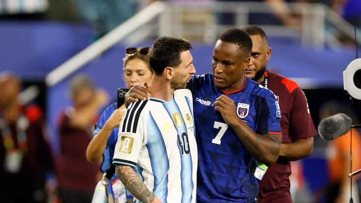 Jugadores de Cabo Verde esperaron a Messi para sacarse fotos y su reacción ya es viral: “En la cancha me cag…”