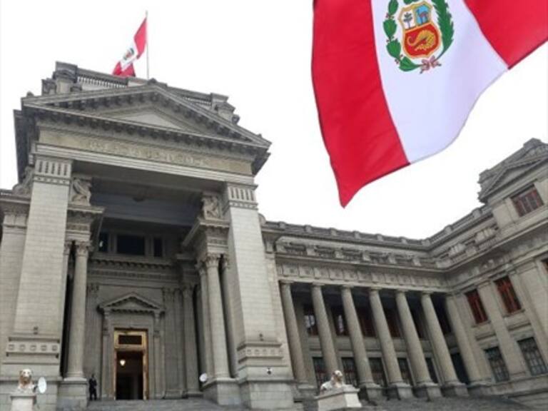 Escándalo de corrupción en la justicia peruana alcanzó al nuevo fiscal general