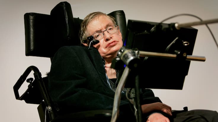 “¿Enanos resolviendo ecuaciones?”: La verdad detrás del “testimonio” viralizado sobre Stephen Hawking en los documentos de Jeffrey Epstein