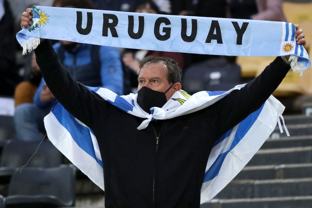 Uruguay vs Ecuador en vivo, en directo y gratis por ADN TV