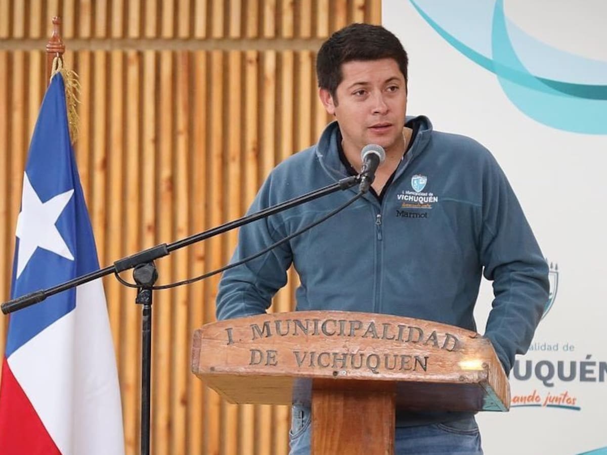 “Es preocupante porque hay una autoridad”: ministro Muñoz critica a alcalde de Vichuquén tras ser detenido por conducir ebrio
