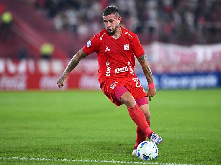 ¿A Chile? En Colombia especulan erróneamente con la nominación de Rodrigo Holgado a La Roja