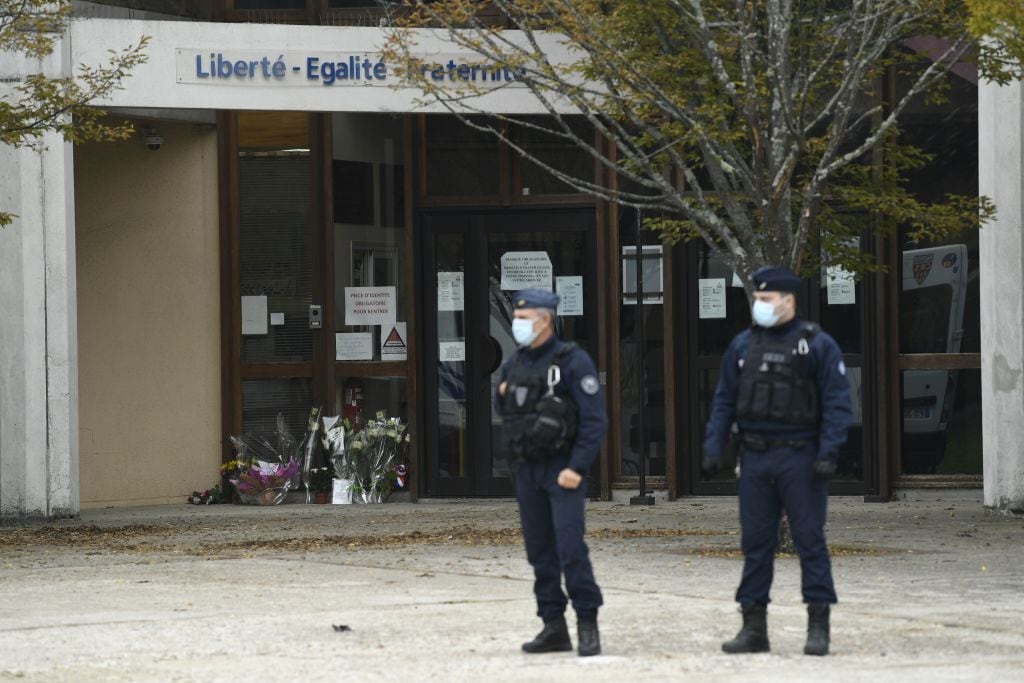 Acto terrorista contra un profesor en Francia