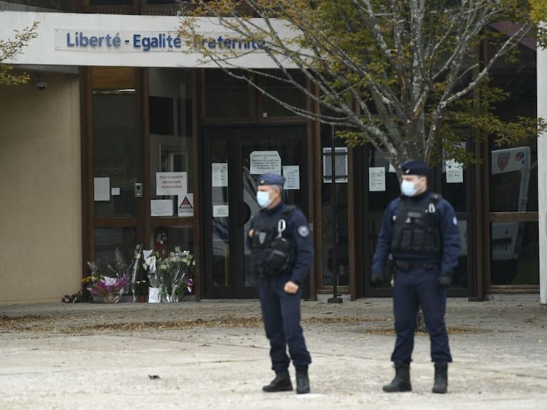 Acto terrorista contra un profesor en Francia