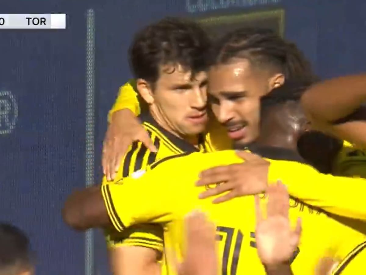 Gonzalo Tapia sigue en racha y anota por segundo duelo seguido en la MLS