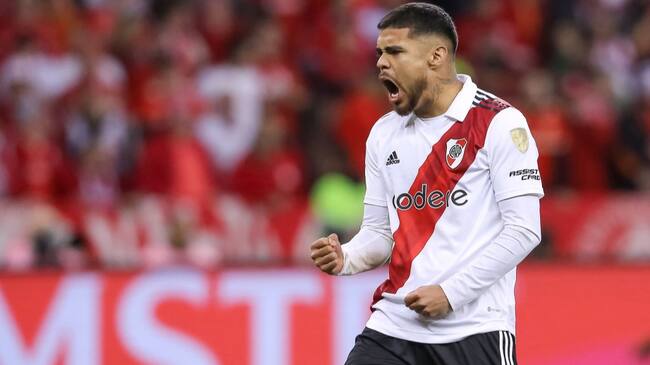 Paulo Díaz enciende las alarmas en La Roja tras presentarse lesionado en River Plate