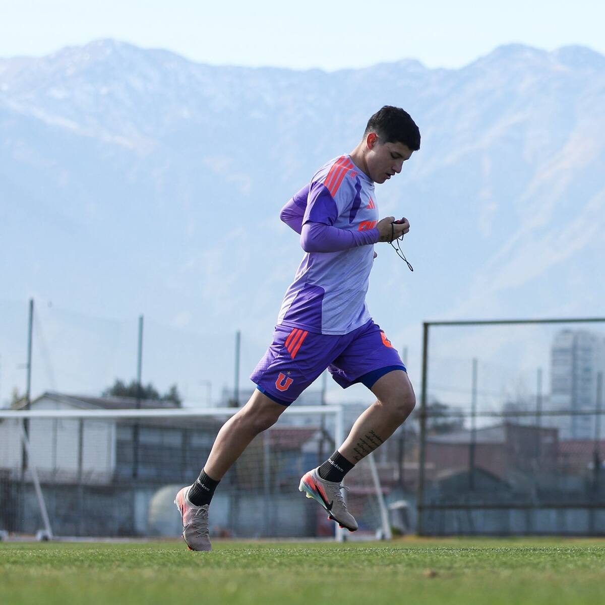 Sorpresa en la U: Azul Azul fichó a uno de los 10 mejores jugadores jóvenes de Sudamérica