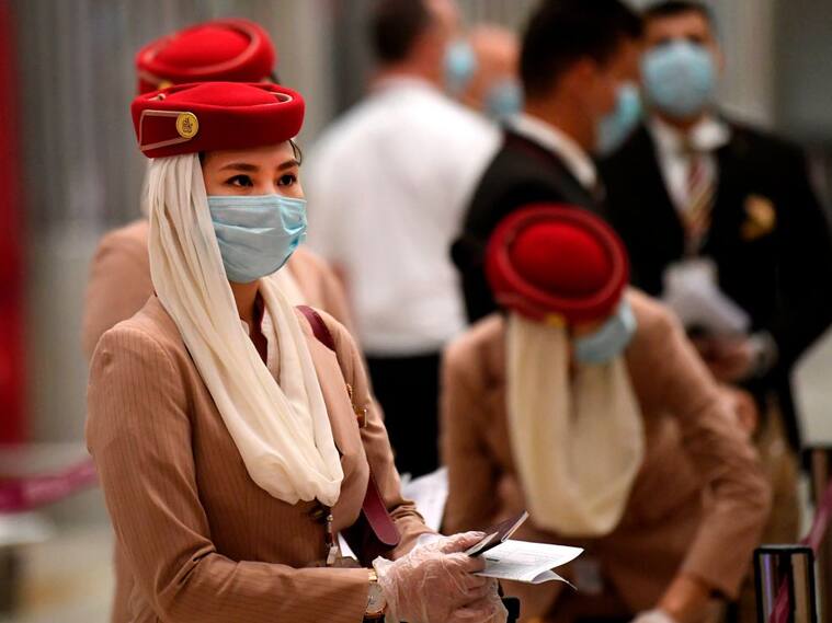 Emirates busca tripulantes de cabina y empleados de servicios aeroportuarios