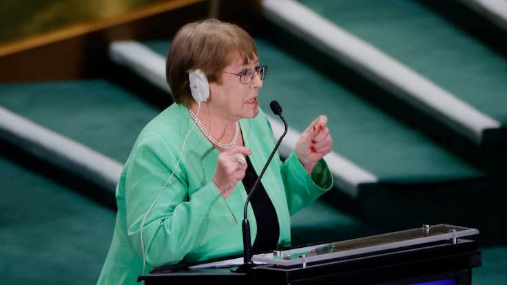 “Ha llegado el momento de que una mujer esté al timón”: Michelle Bachelet participa en primer debate por la Secretaría General de la ONU