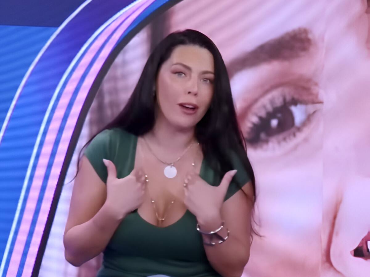“No tengo que aceptar que me traten así”: Daniela Aránguiz abandona furiosa el estudio de “Sígueme”