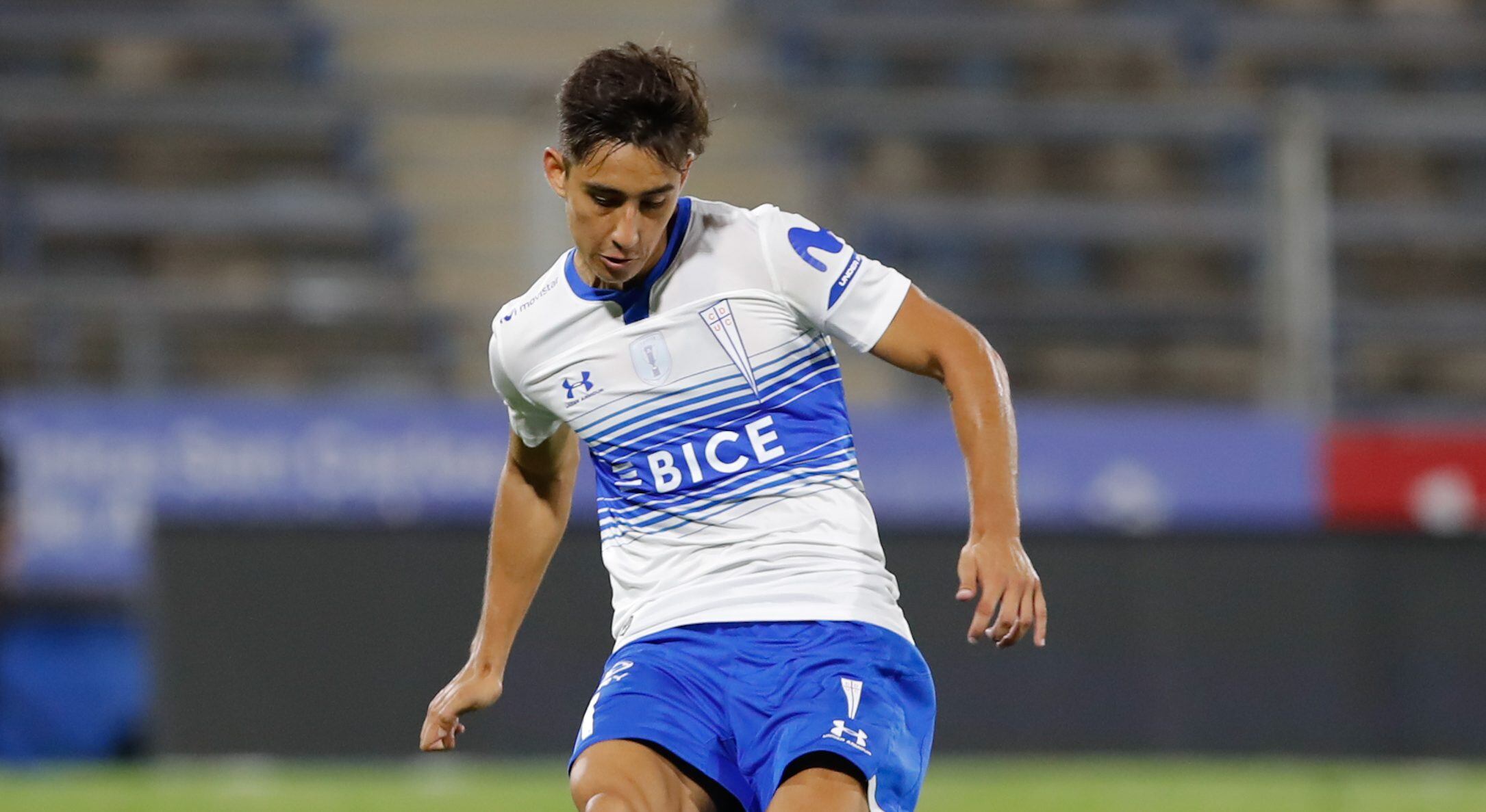 25 de Enero del 2021/SANTIAGOCarlos Salomon(c) ,durante el partido valido por la Vigésimo Tercera fecha del Campeonato Nacional AFP PlanVital 2020, entre Universidad Católica vs Palestino, disputado en el Estadio San Carlos de Apoquindo.
FOTO:FRANCISCO LONGA/AGENCIAUNO