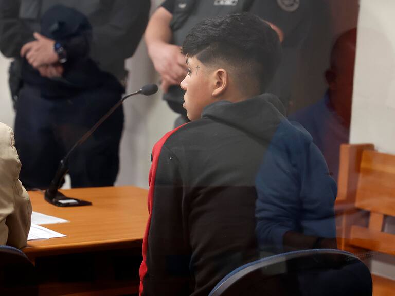 Control de detención del asesinato de un estudiante