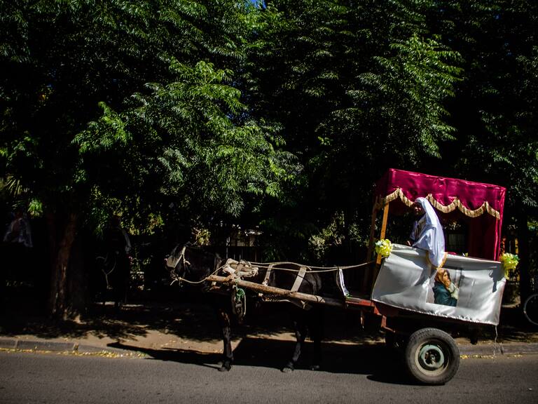 Adulta mayor muere en Lo Barnechea: fue aplastada por una carreta en la fiesta de Cuasimodo
