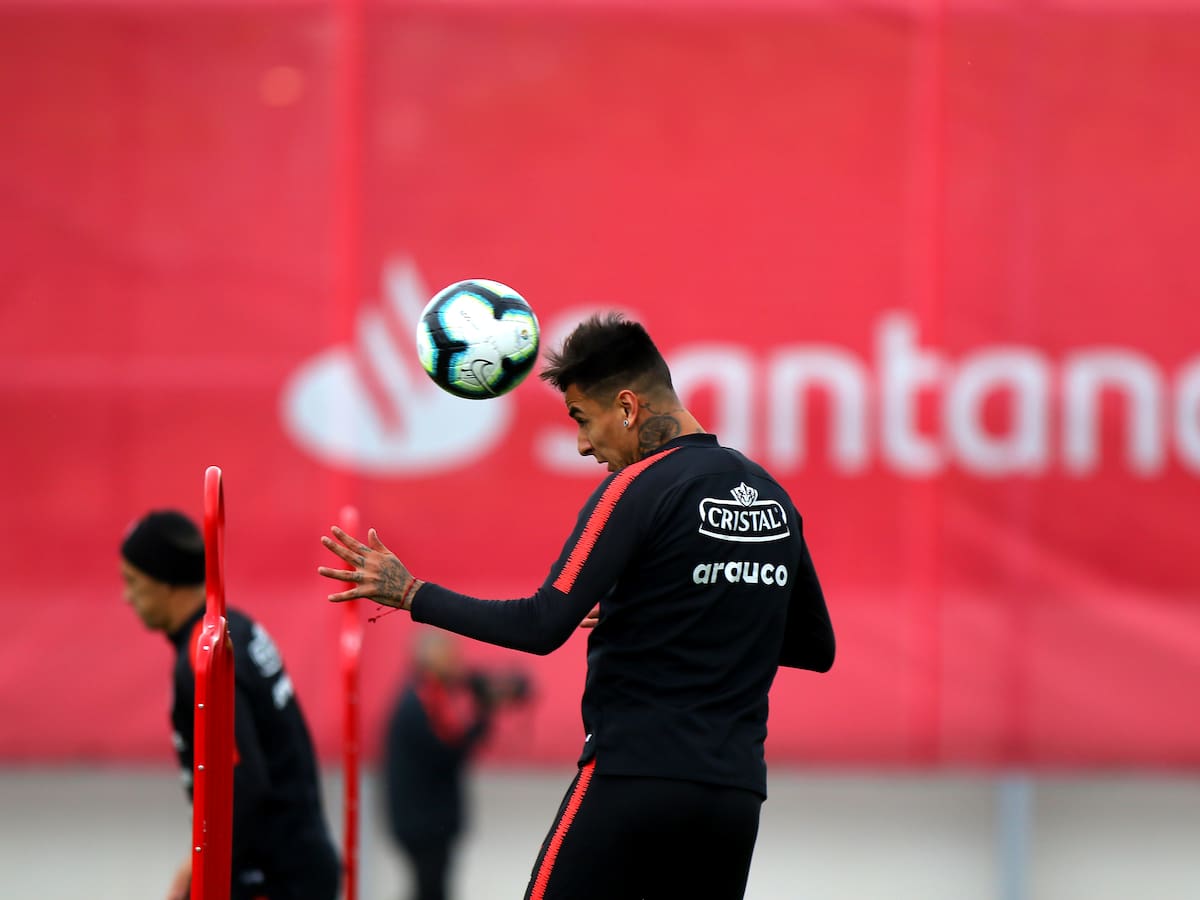 “La Roja siempre será importante para mí; estoy dispuesto a aportar, pero hoy la atención debe estar en los jóvenes”