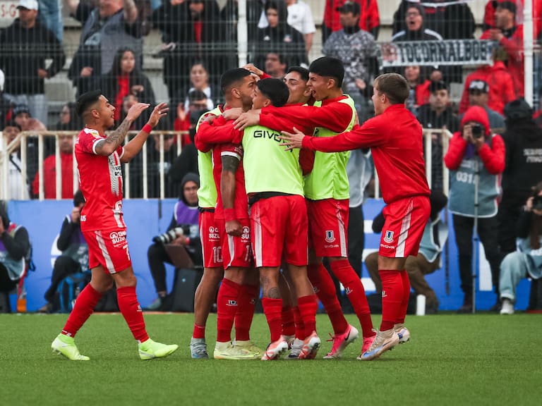 Calera vence provisoriamente a Colo Colo | Agencia Uno