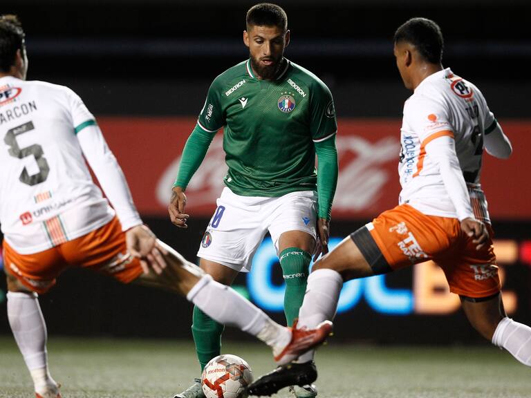 ¿Otro a la legión chilena en Argentina? Ignacio Jeraldino queda fuera de la pretemporada de Audax Italiano