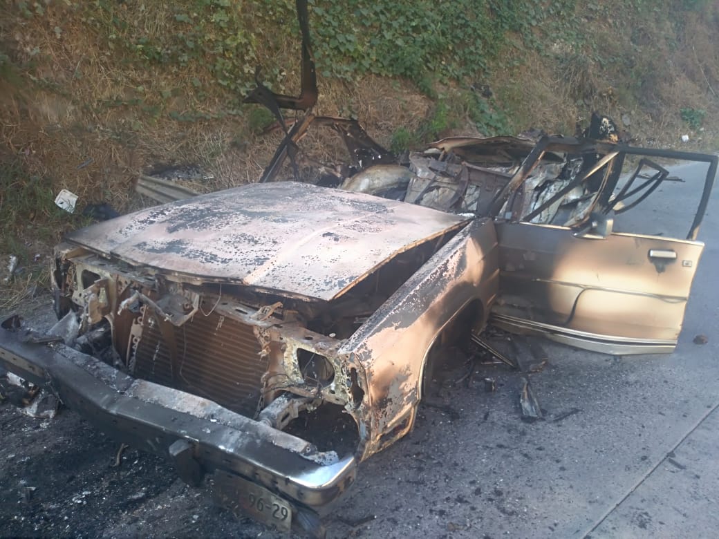 Imagen del carro bomba utilizado en el ingreso a una prisión en México