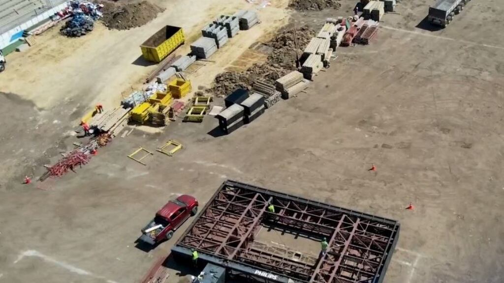 Sin cancha ni marcador: los avances en la reconstrucción de San Carlos de Apoquindo