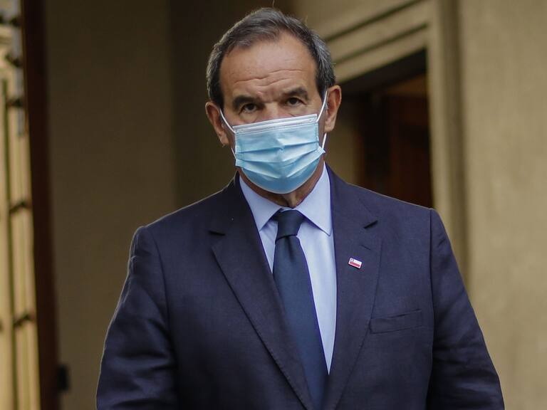 Canciller Andrés Allamand en cuarentena preventiva por covid-19