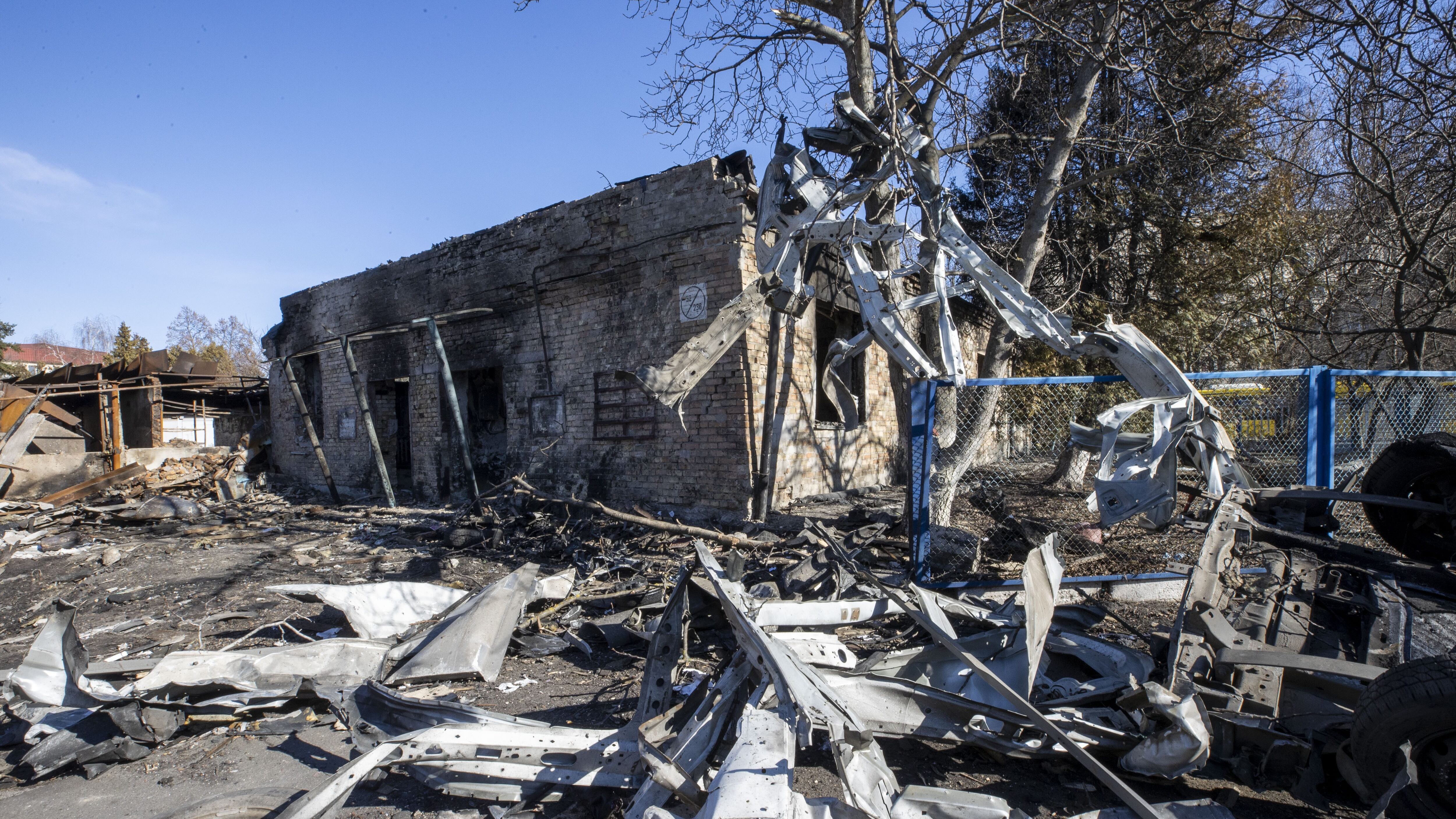 KYIV, UKRAINE - FEBRUARY 28: A view of a wreckage after a missile hit buildings as Russian attacks continue in Ukrainian capital, Kyiv on February 28, 2022. (Photo by Aytac Unal/Anadolu Agency via Getty Images)