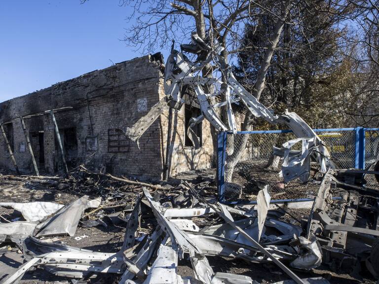 KYIV, UKRAINE - FEBRUARY 28: A view of a wreckage after a missile hit buildings as Russian attacks continue in Ukrainian capital, Kyiv on February 28, 2022. (Photo by Aytac Unal/Anadolu Agency via Getty Images)