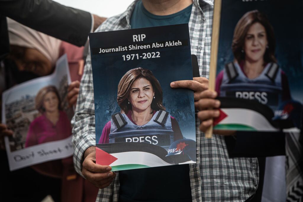 Protesta en Londres por el asesinato de la periodista
