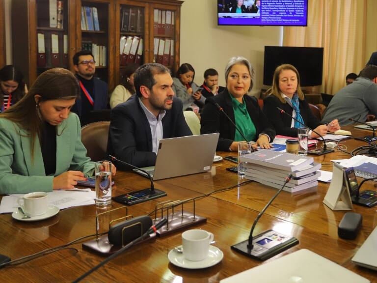 Aumento del salario mínimo: revisa el proyecto de ley aprobado por la comisión de Trabajo