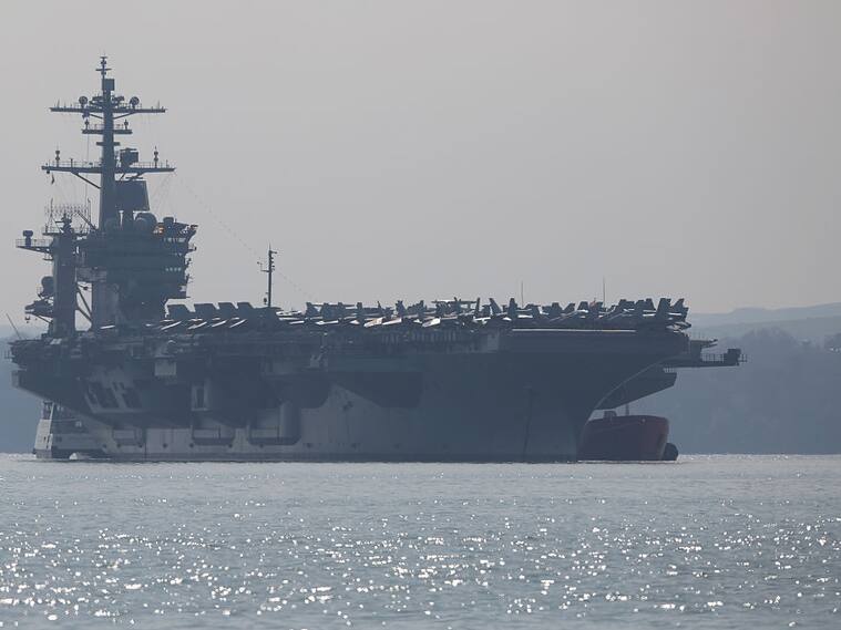 El portaaviones estadounidense USS Theodore Roosevelt