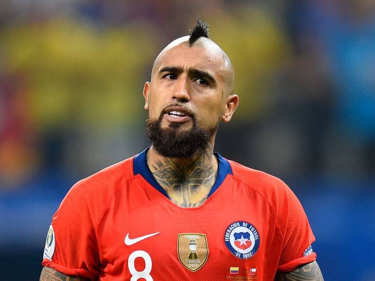SAO PAULO, BRAZIL - JUNE 28: Arturo Vidal of Chile celebrates after scoring his penalty during a shootout after the Copa America Brazil 2019 quarterfinal match between Colombia and Chile at Arena Corinthians on June 28, 2019 in Sao Paulo, Brazil. (Photo by Pedro Vilela/Getty Images)