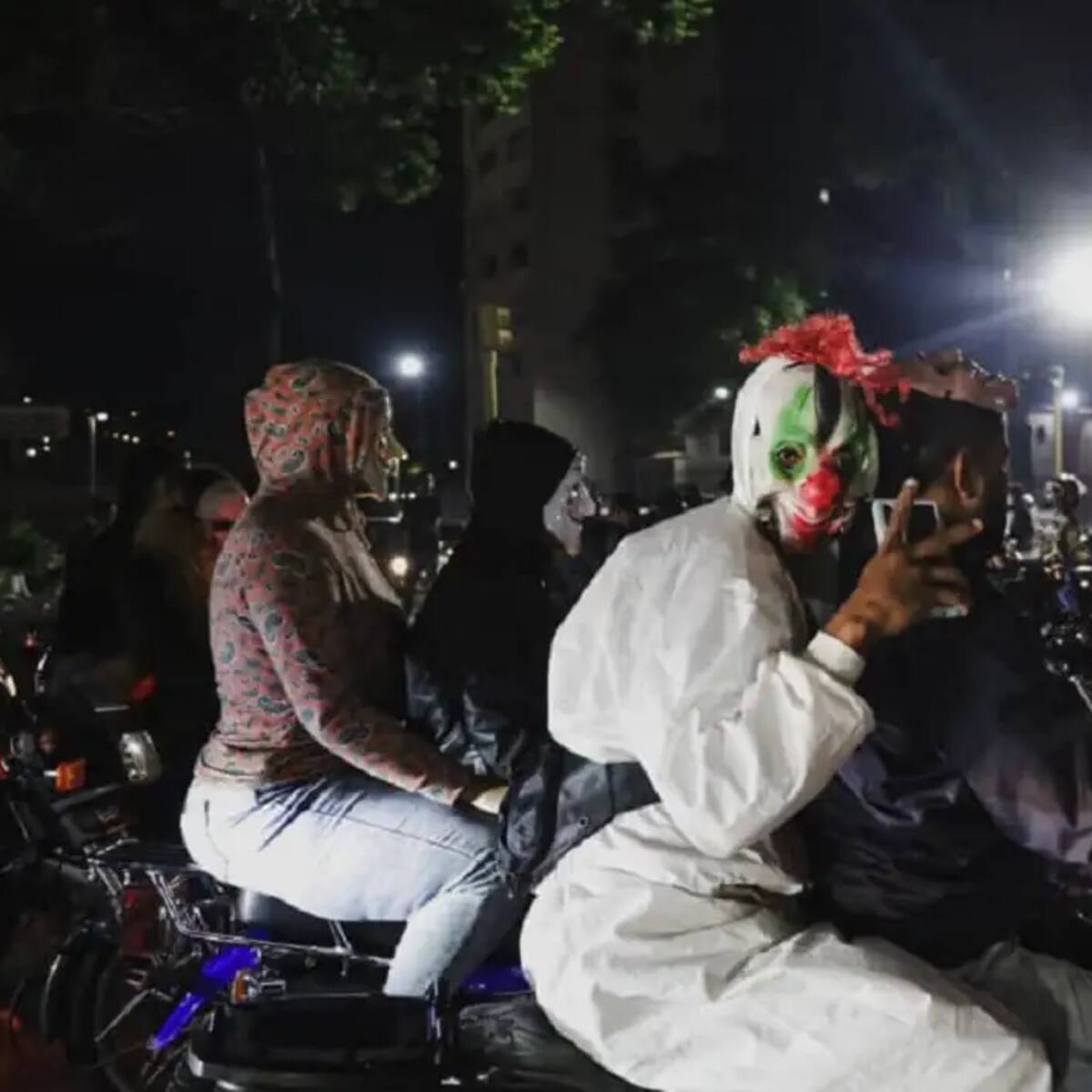 Ante temor por rodadas de motos en Halloween: Gobierno anuncia aumento de dotación policial y sanciones a quienes sorprendan