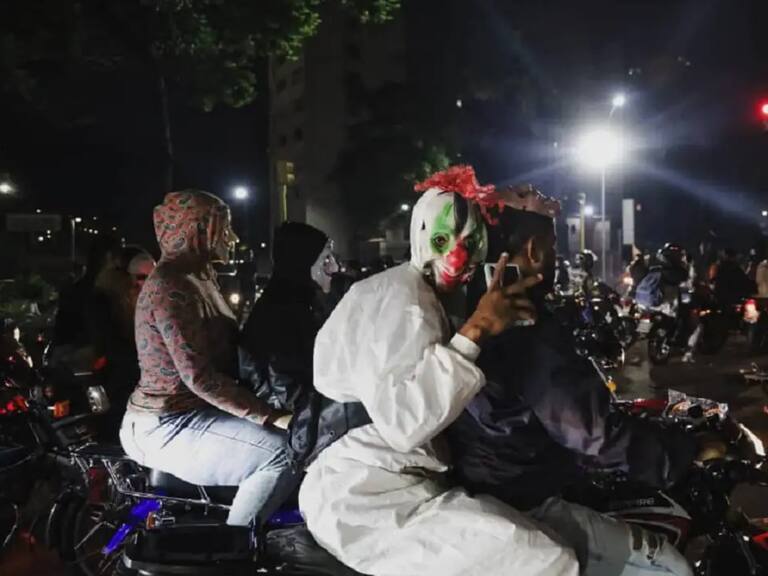 Ante temor por rodadas de motos en Halloween: Gobierno anuncia aumento de dotación policial y sanciones a quienes sorprenda