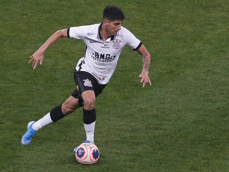 Faltaría la firma: Ángelo Araos se transformaría en refuerzo de Universidad Católica