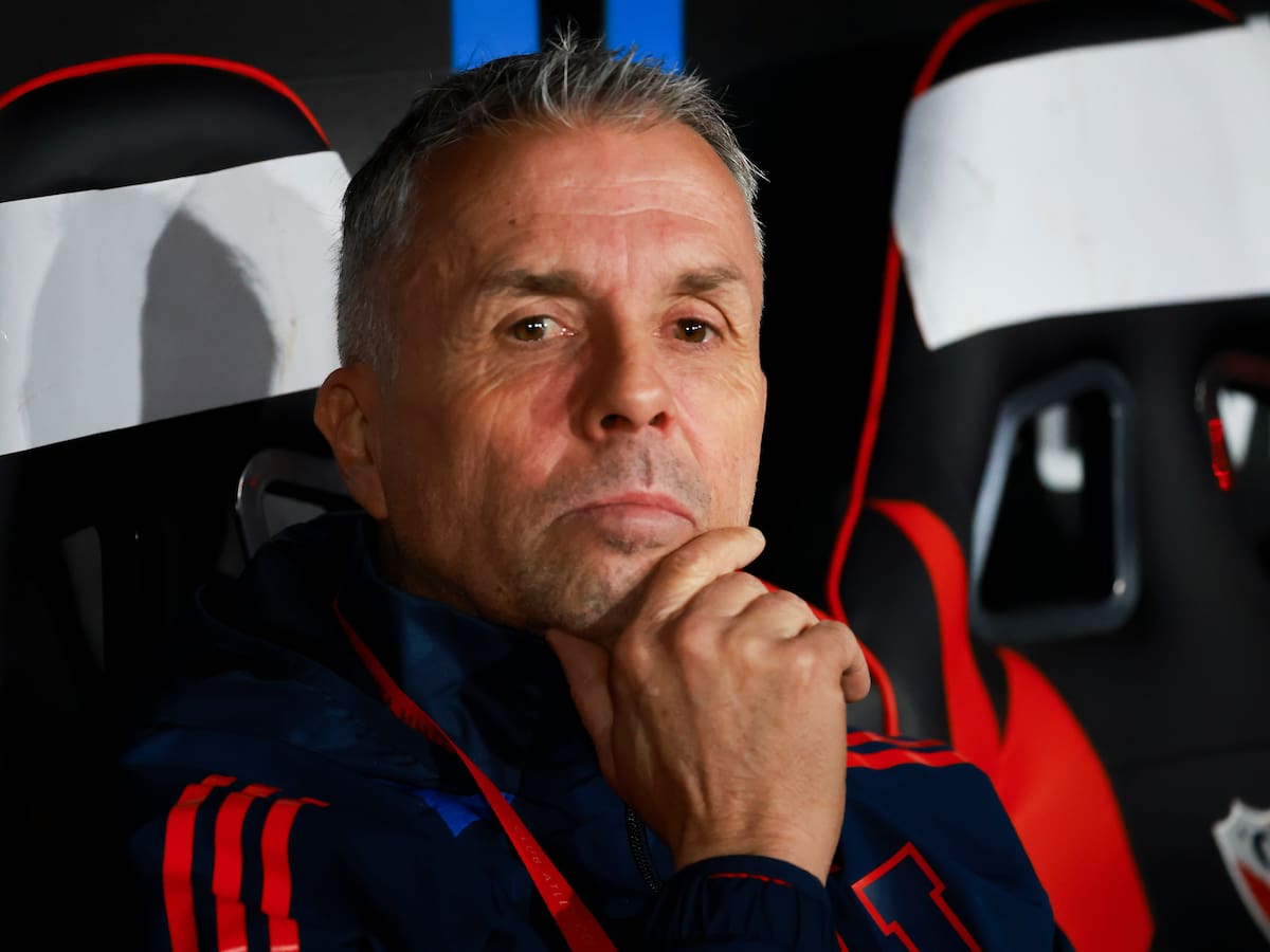 Gustavo Álvarez entierra el sueño peruano y descarta dirigir a su selección: “Estoy 100% enfocado en la U”