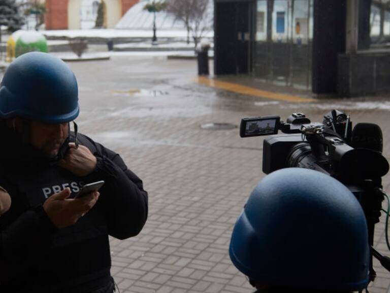 Periodista y camarógrafo de Fox News murieron tras tiroteo registrado cerca de Kiev